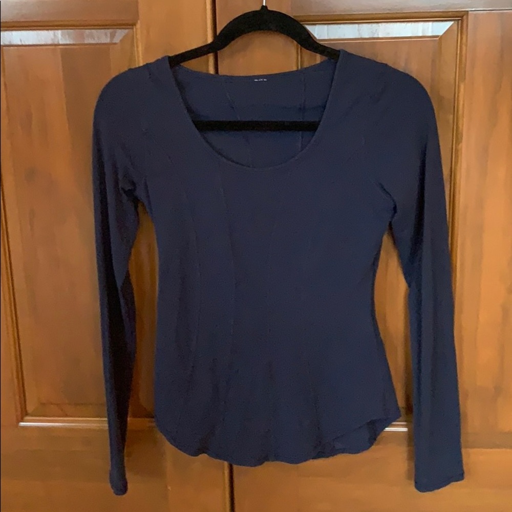 Lululemon scoop neck top